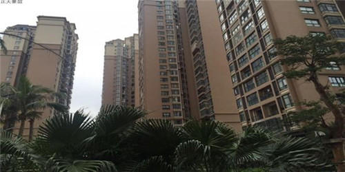 小签斤串串香火锅