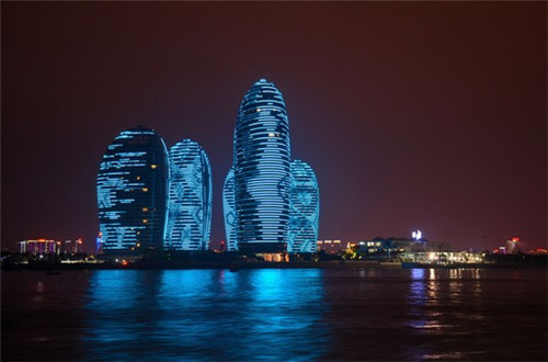 扶小鲜蒸汽石锅鱼